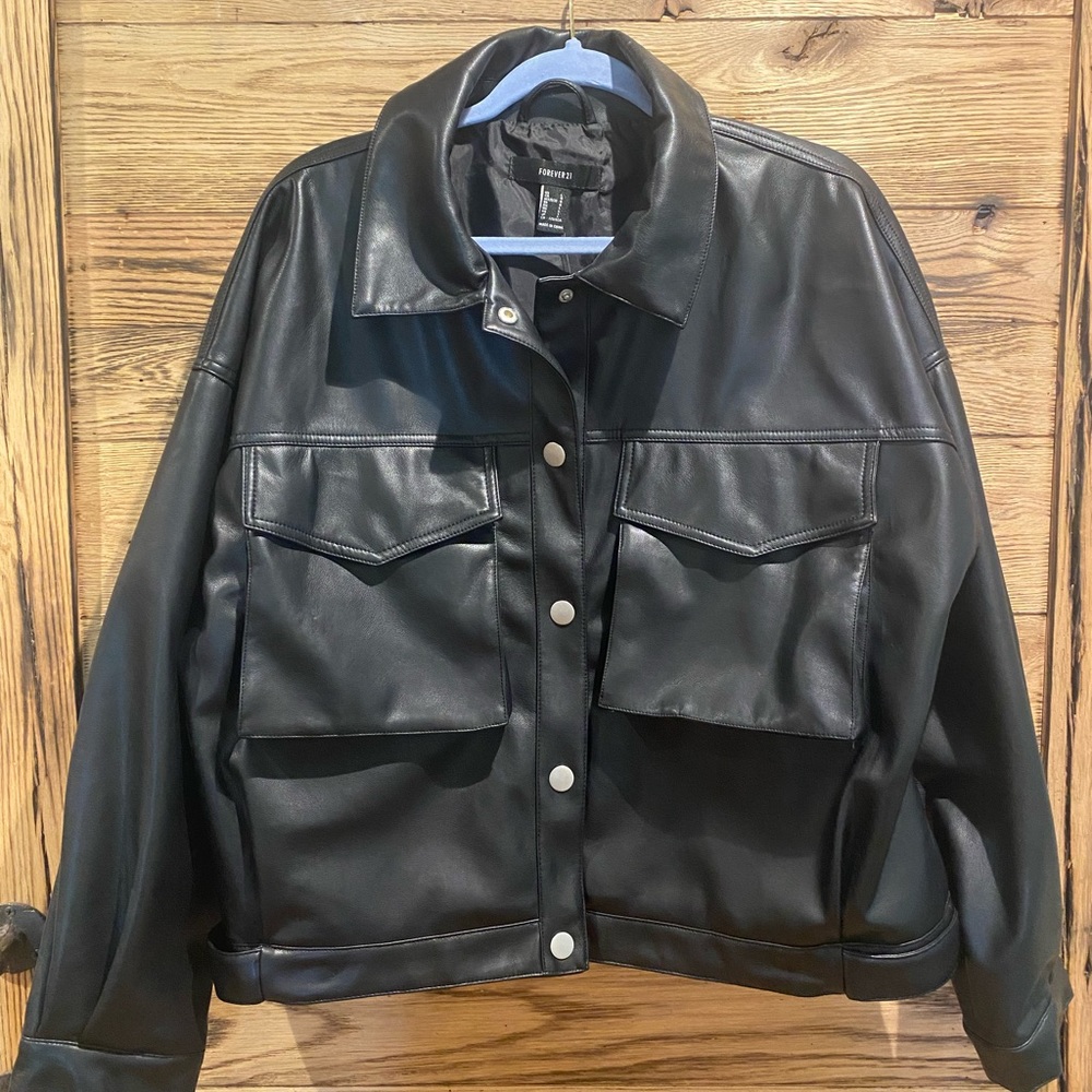 Forever 21 Faux Leather Bomber Jacket Size Large
